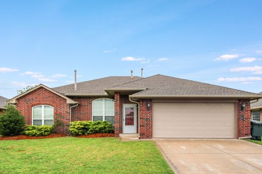 Beautiful 3 Bed, 2 Bath In Edmond – photo 1