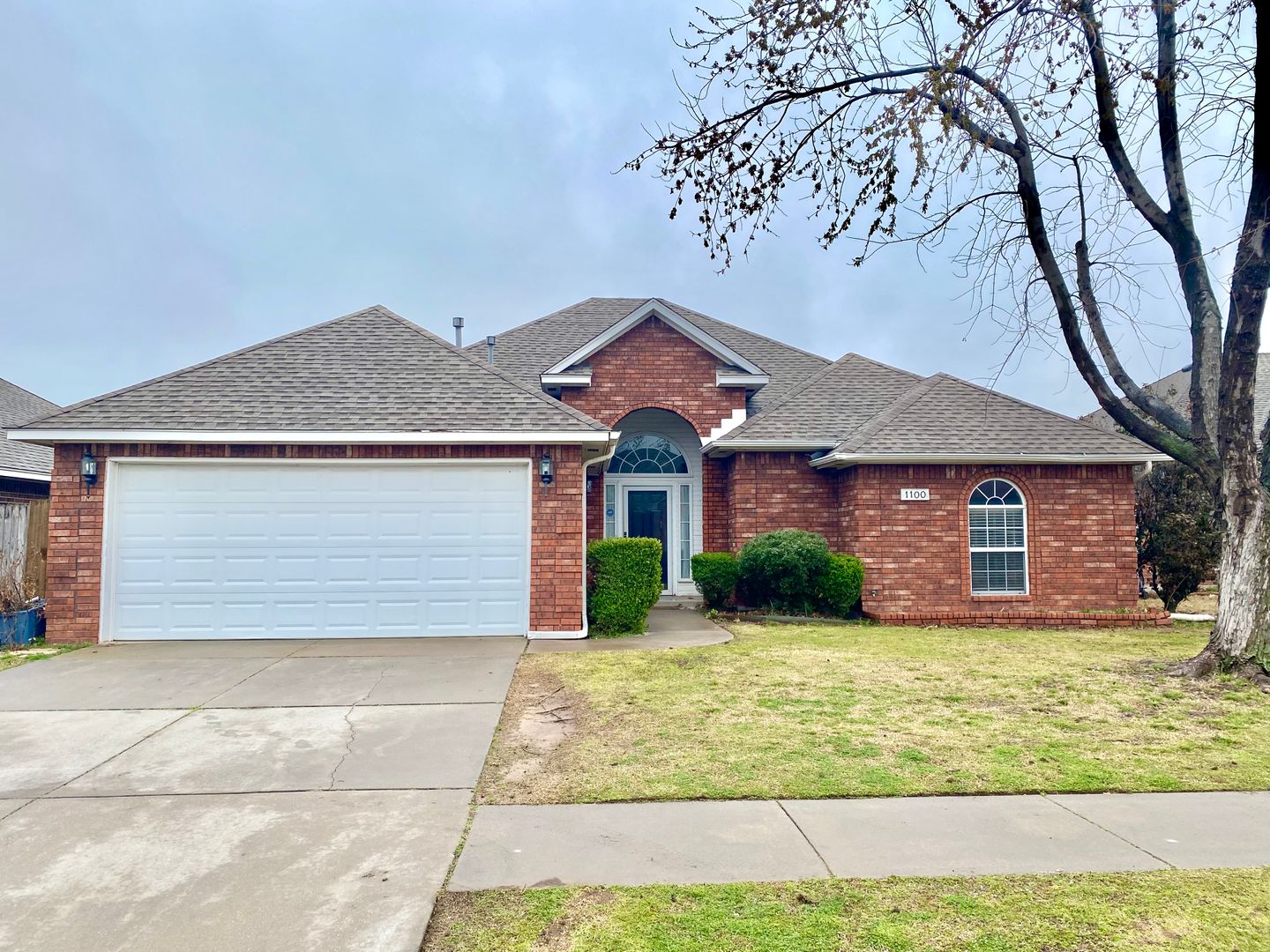 Oklahoma City House: 1100 SW 129th Street