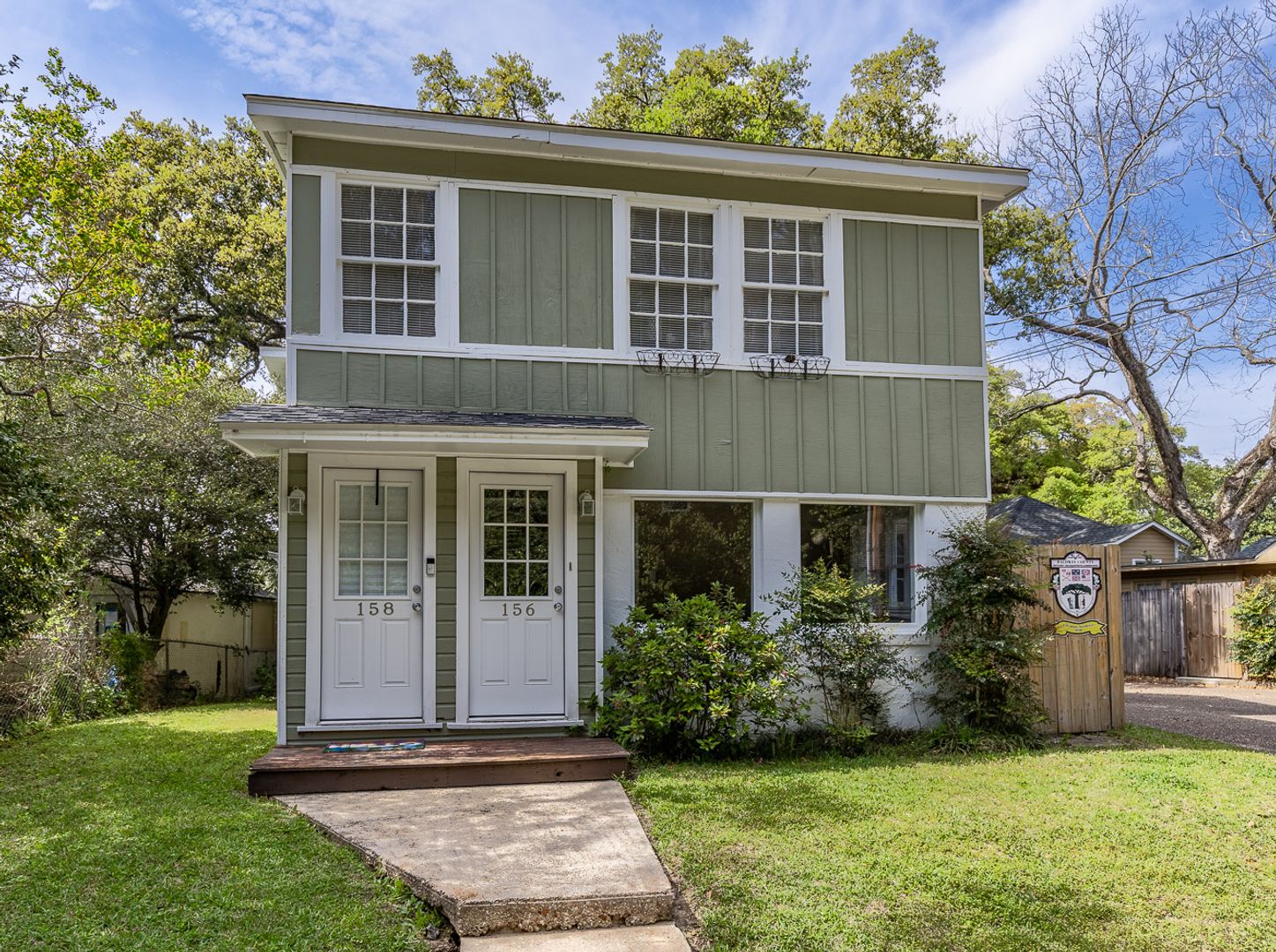 Fairhope Apartment: 156 Short St.