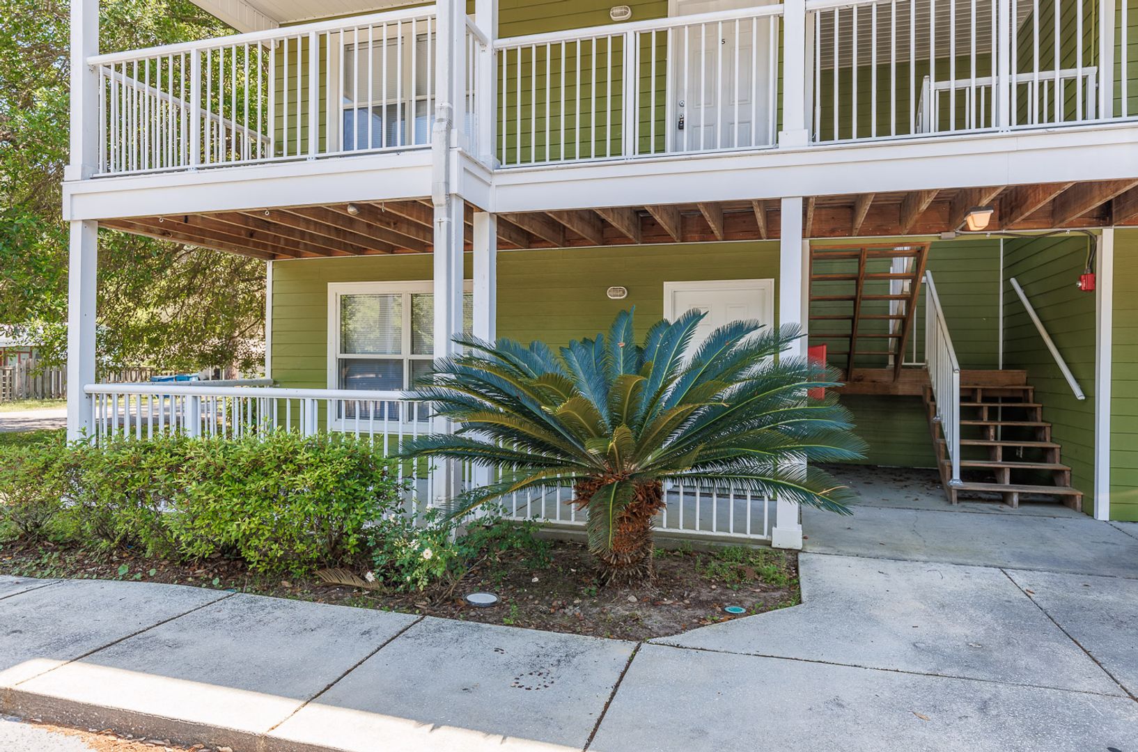 Gulf Shores Apartment: 435 East Canal Drive