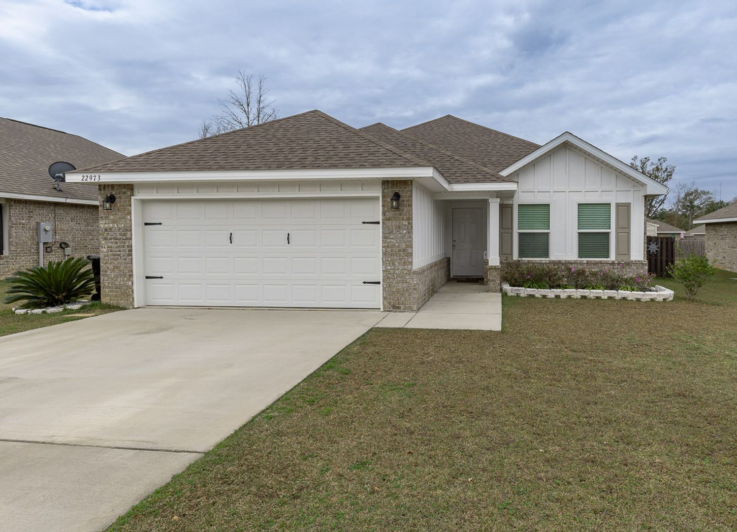 Robertsdale House: 22973 Lance Dr