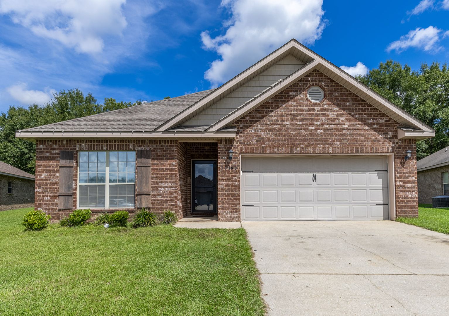 Daphne House: 10190 Fionn Loop