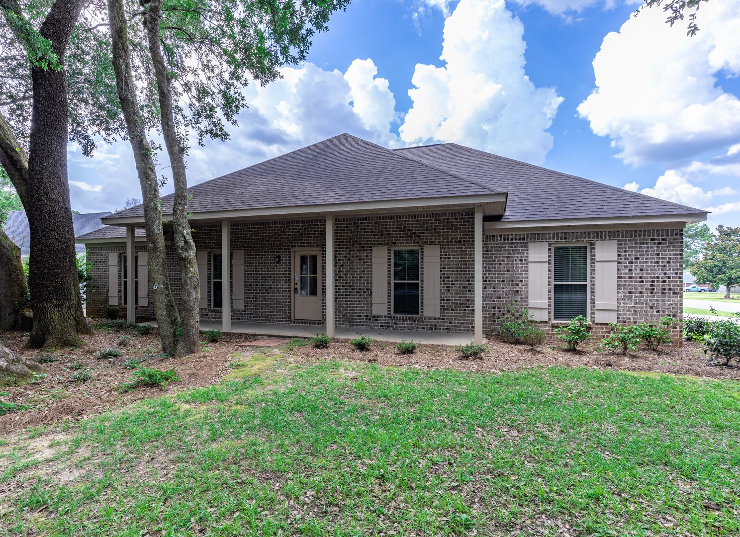 Fairhope House: 19897 Rivermill Dr.