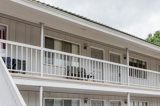 Cozy 1 bedroom apartment in the heart of downtown Fairhope!!!