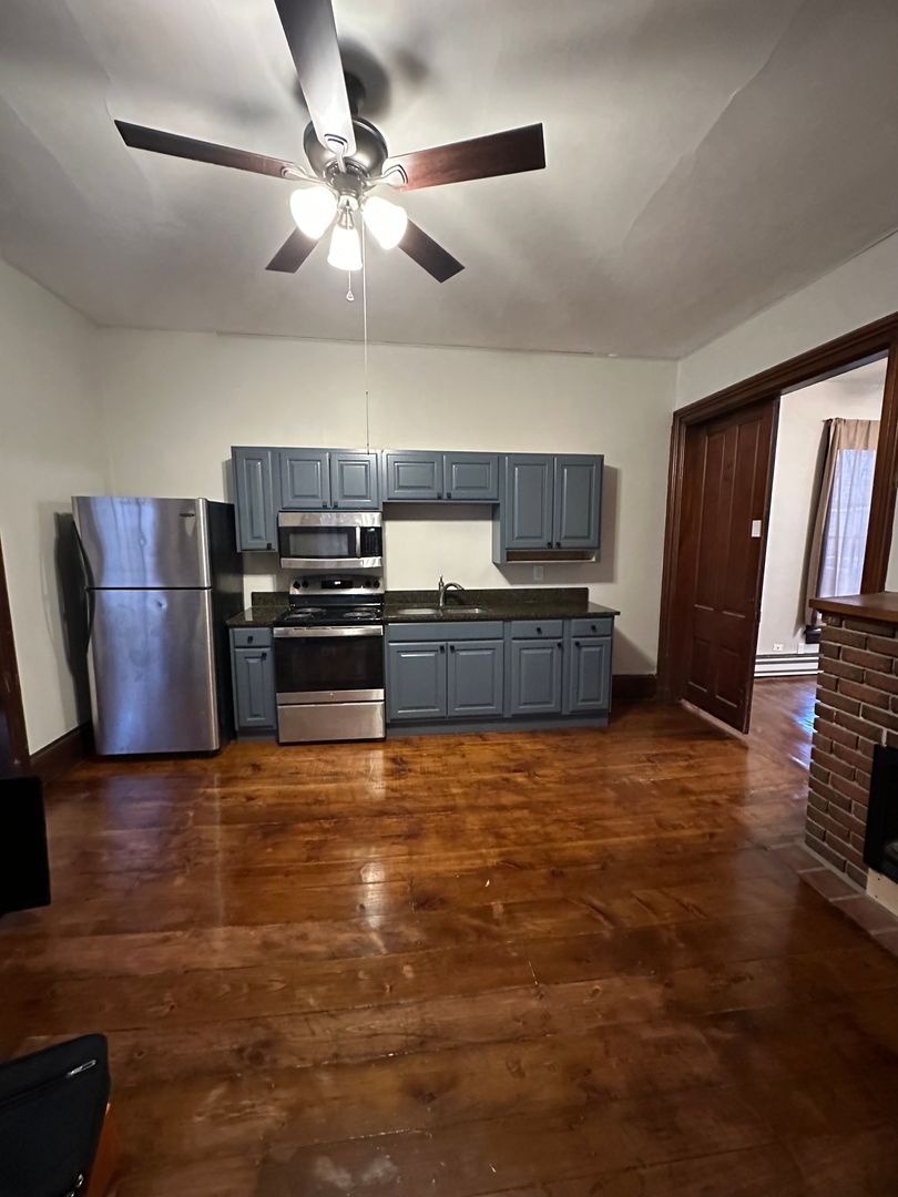 Marysville Apartment: 511 e 5th st