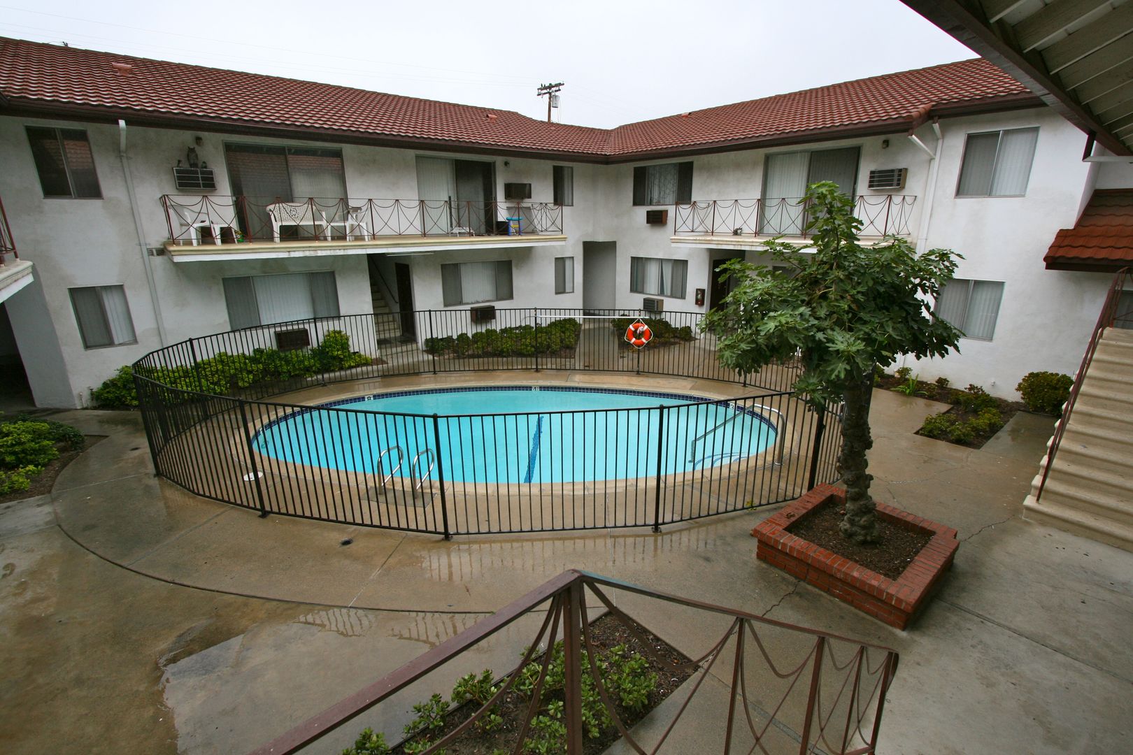 Reseda Apartment: 7435 Canby Ave.
