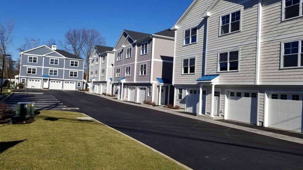 Milford Apartment: 63 Plains Road