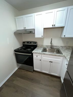 Live in the heart of Ansonia- 1 Bedroom