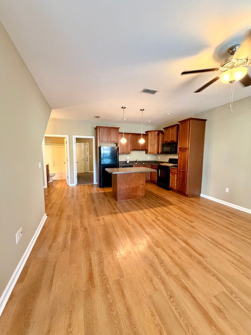 Tallahassee Townhome: 2017 Tyson Green Ave #202