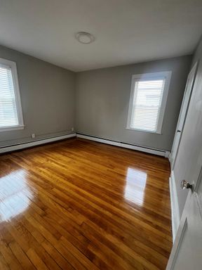 1 bed/1 bath