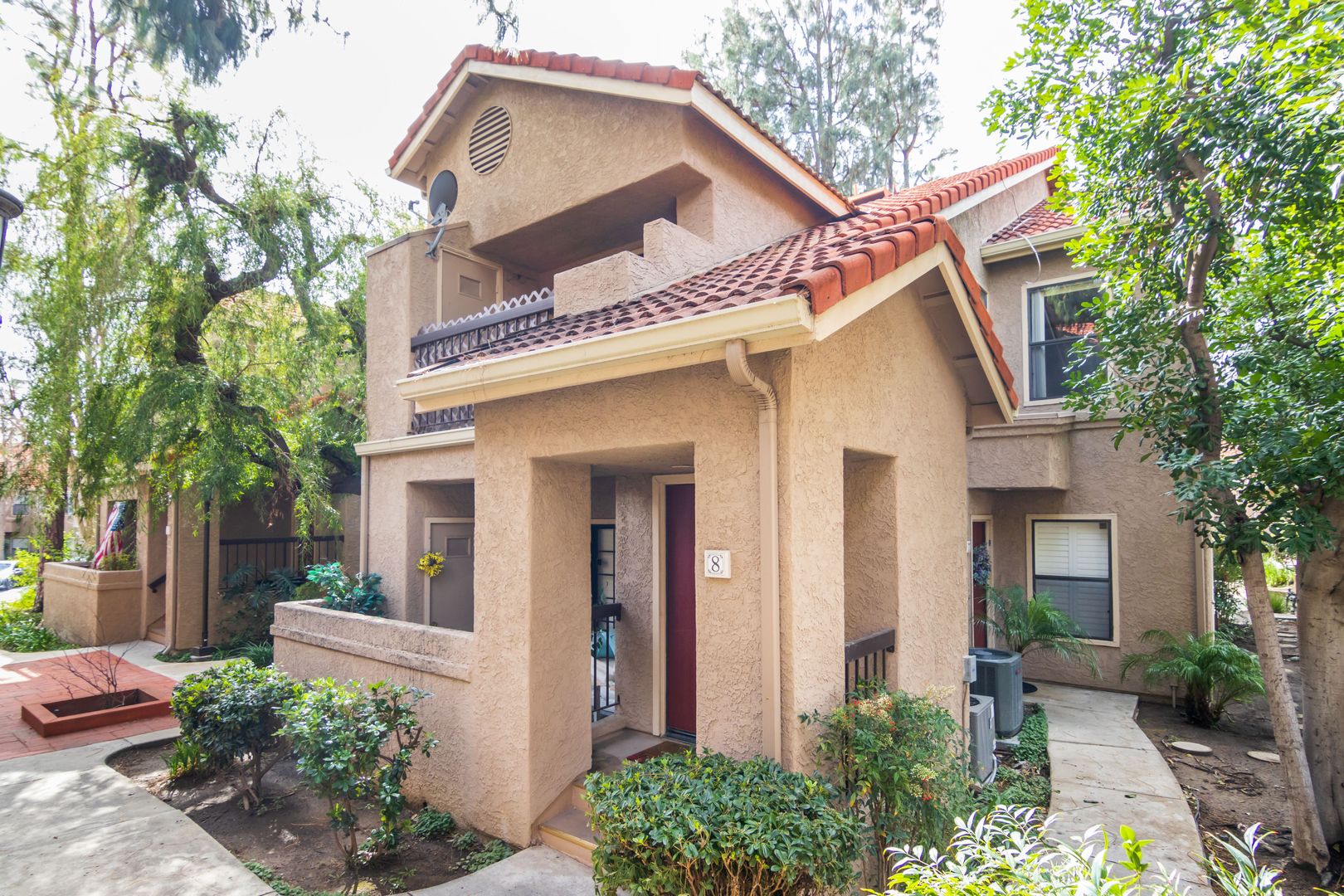 Simi Valley Apartment: 2392 Archwood Lane # 8