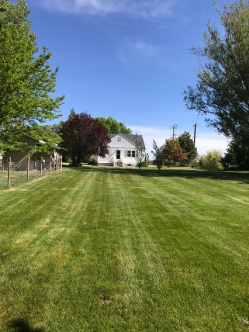 Twin Falls House: 1285 Falls Ave W