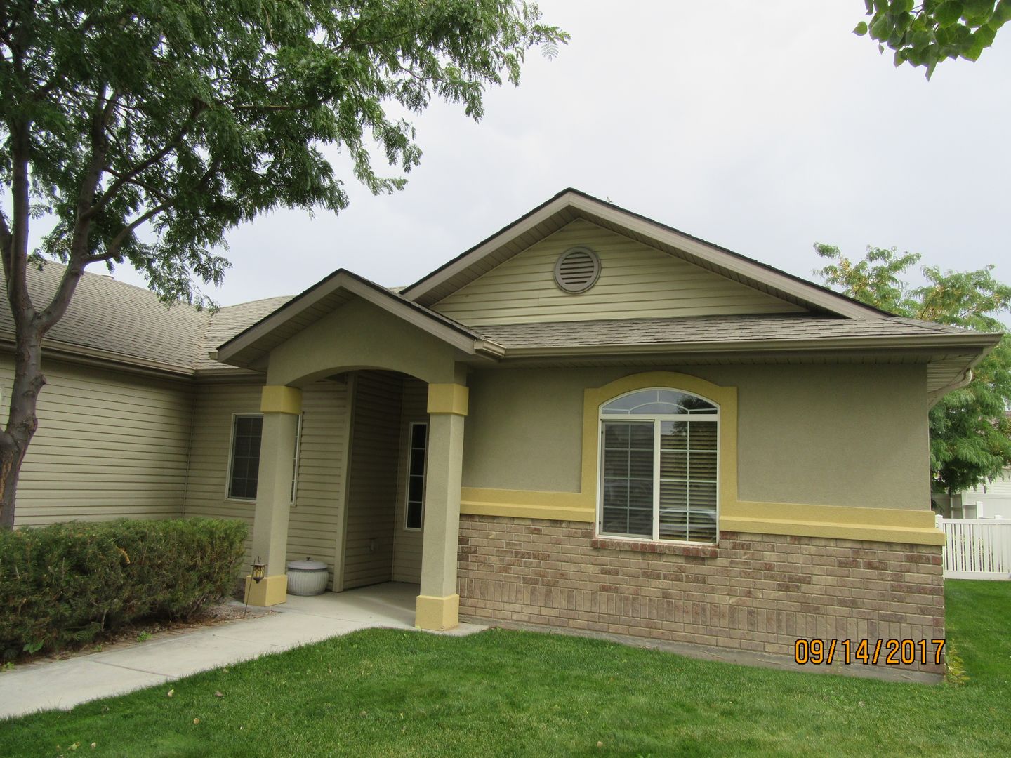 Twin Falls House: 1970 Canyon Trail Way