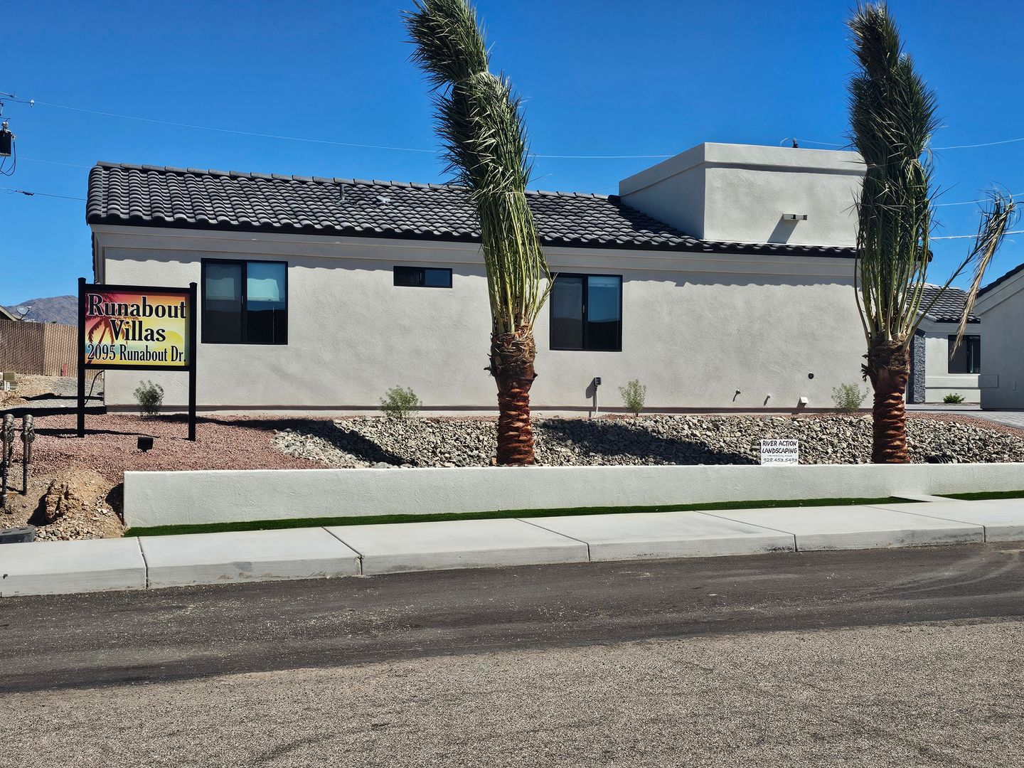 Lake Havasu City Townhome: 2095 Runabout Dr
