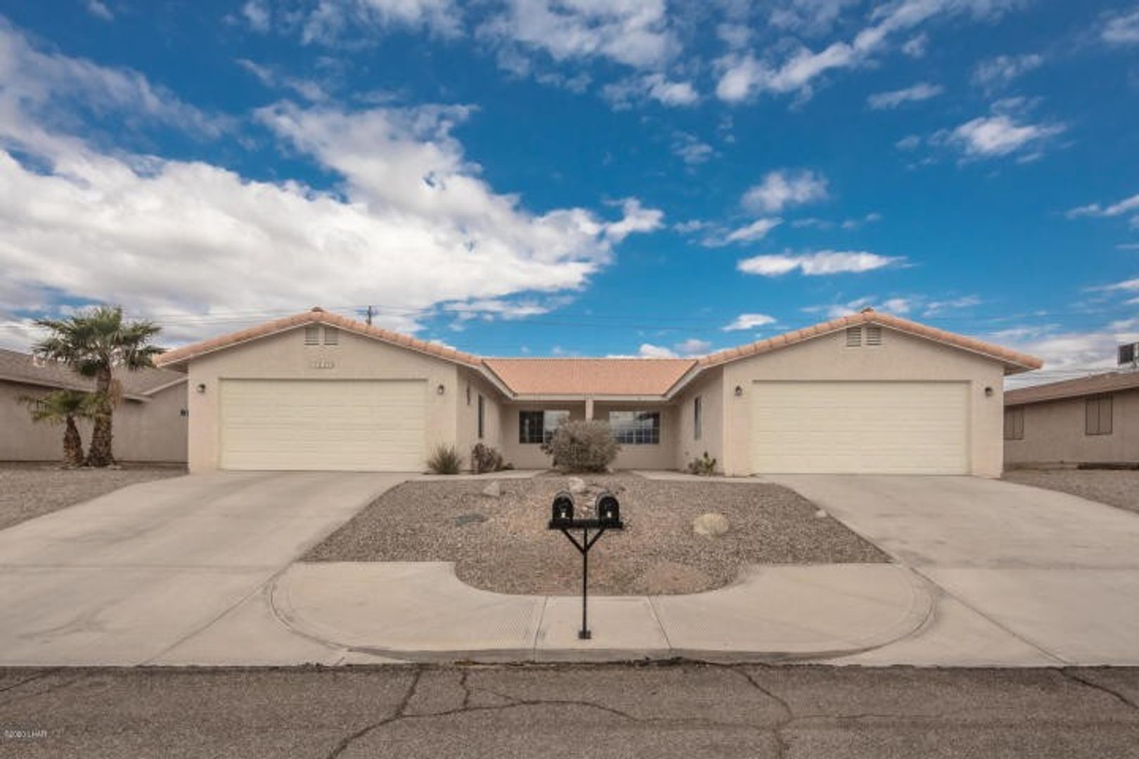 Lake Havasu City Apartment: 2031 Magnolia Dr