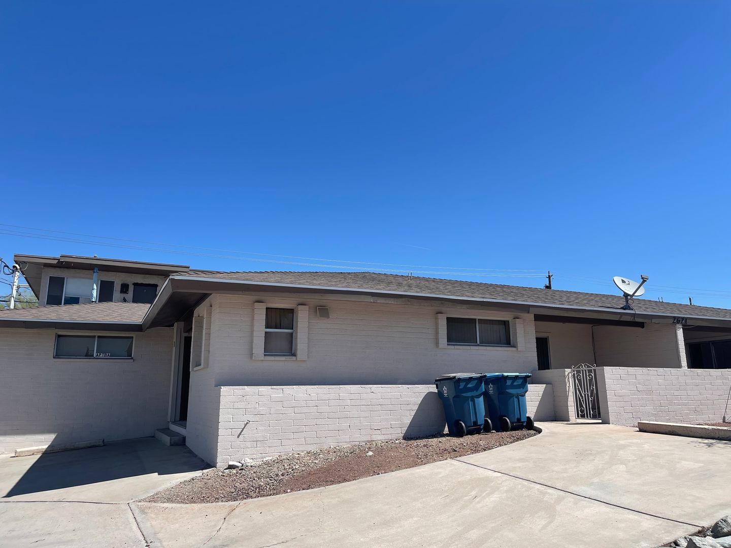 Lake Havasu City Apartment: 2621 McCulloch Blvd N