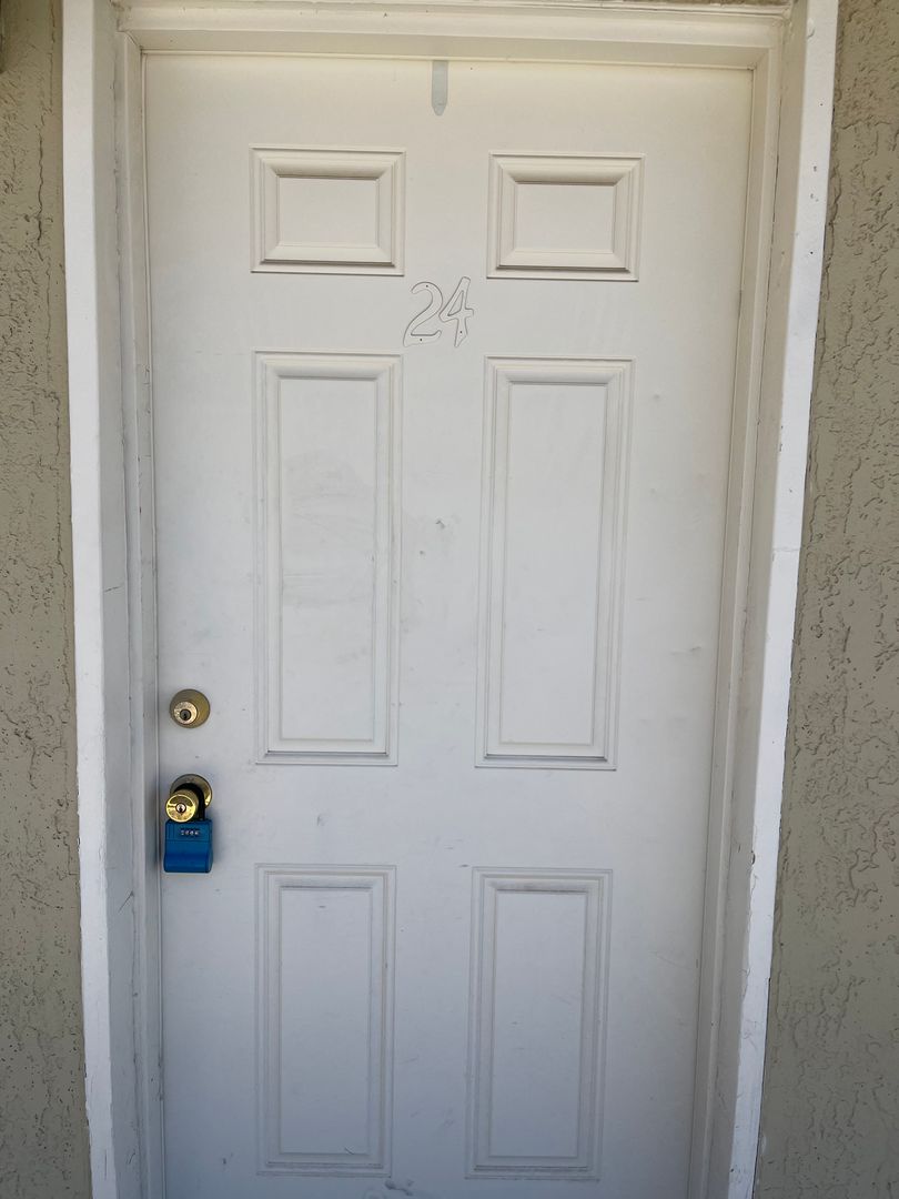 Lake Havasu City Apartment: 2351 McCulloch Blvd N