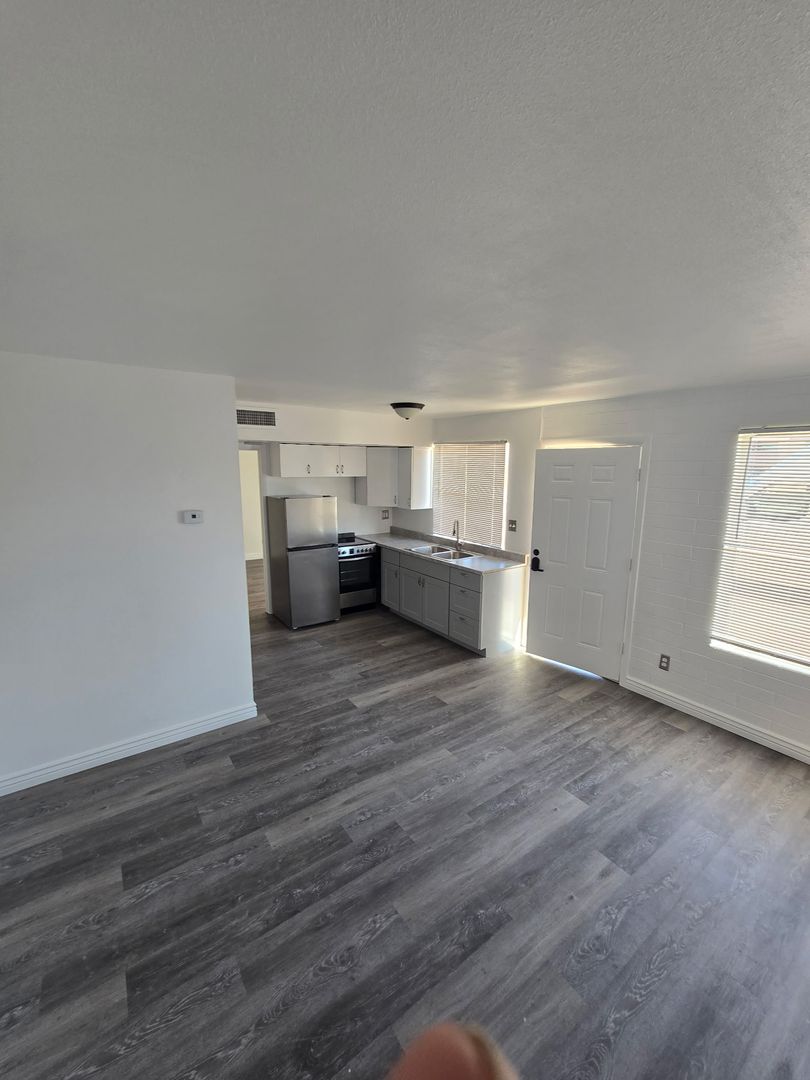 Lake Havasu City Apartment: 3181 Kearsage Dr.