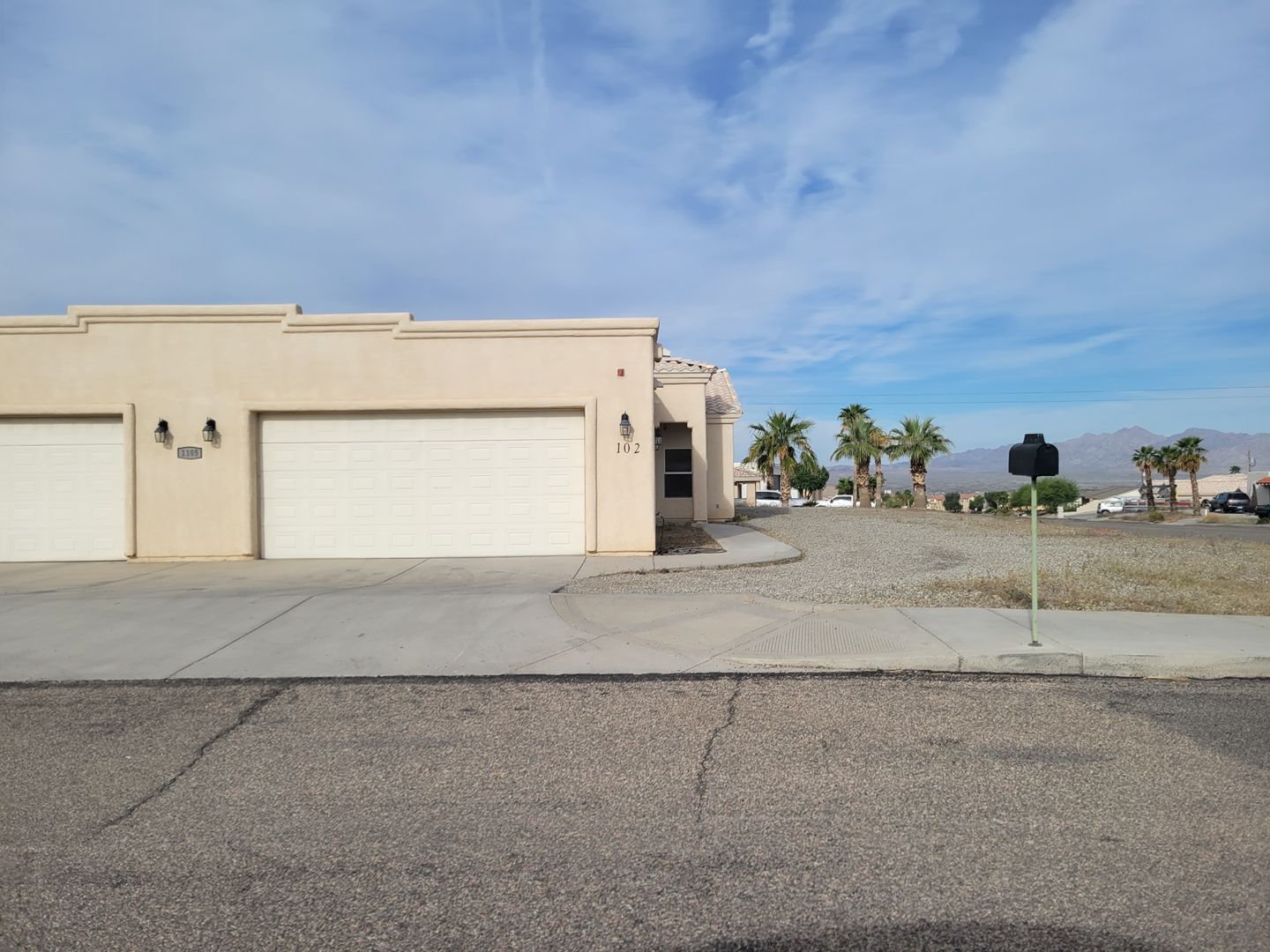 Lake Havasu City House: 1105 Catalina Dr #102