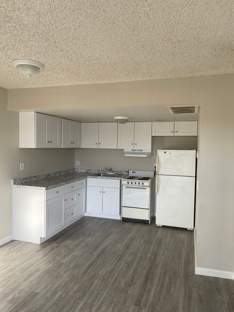 Lake Havasu City Apartment: 2351 McCulloch Blvd N