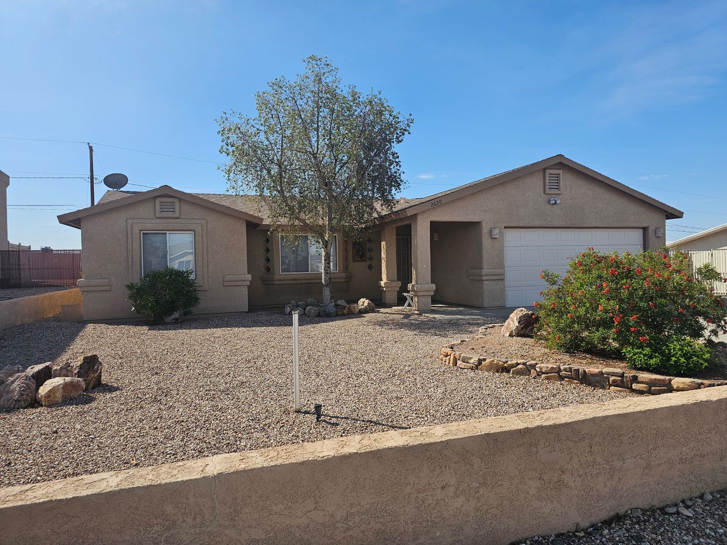 Lake Havasu City House: 2620 Havasupai Blvd