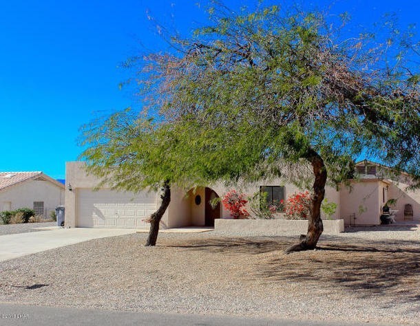 Lake Havasu City House: 3743 Mission Dr. S