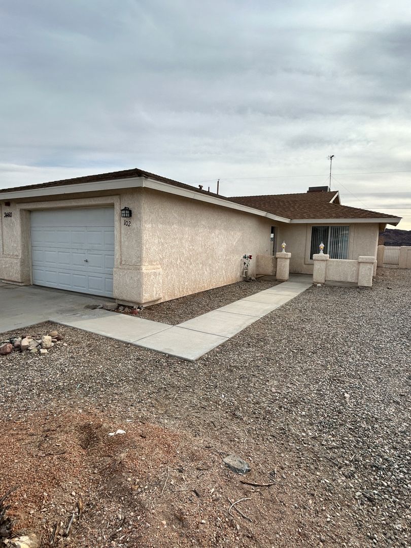 Lake Havasu City Apartment: 3460 Tomahawk Dr.