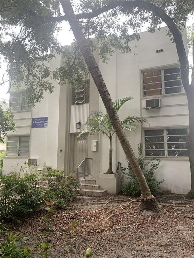 Miami Beach Apartment: 833 Meridian Avenue