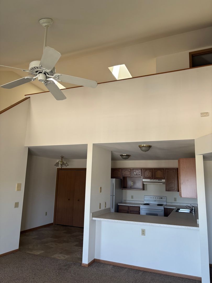 Ixonia Apartment: W1083 Lewis Lane