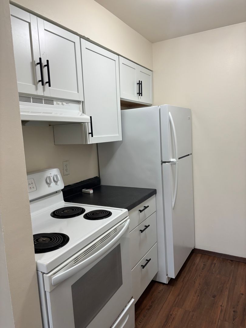 Lomira Apartment: 465 Main Street