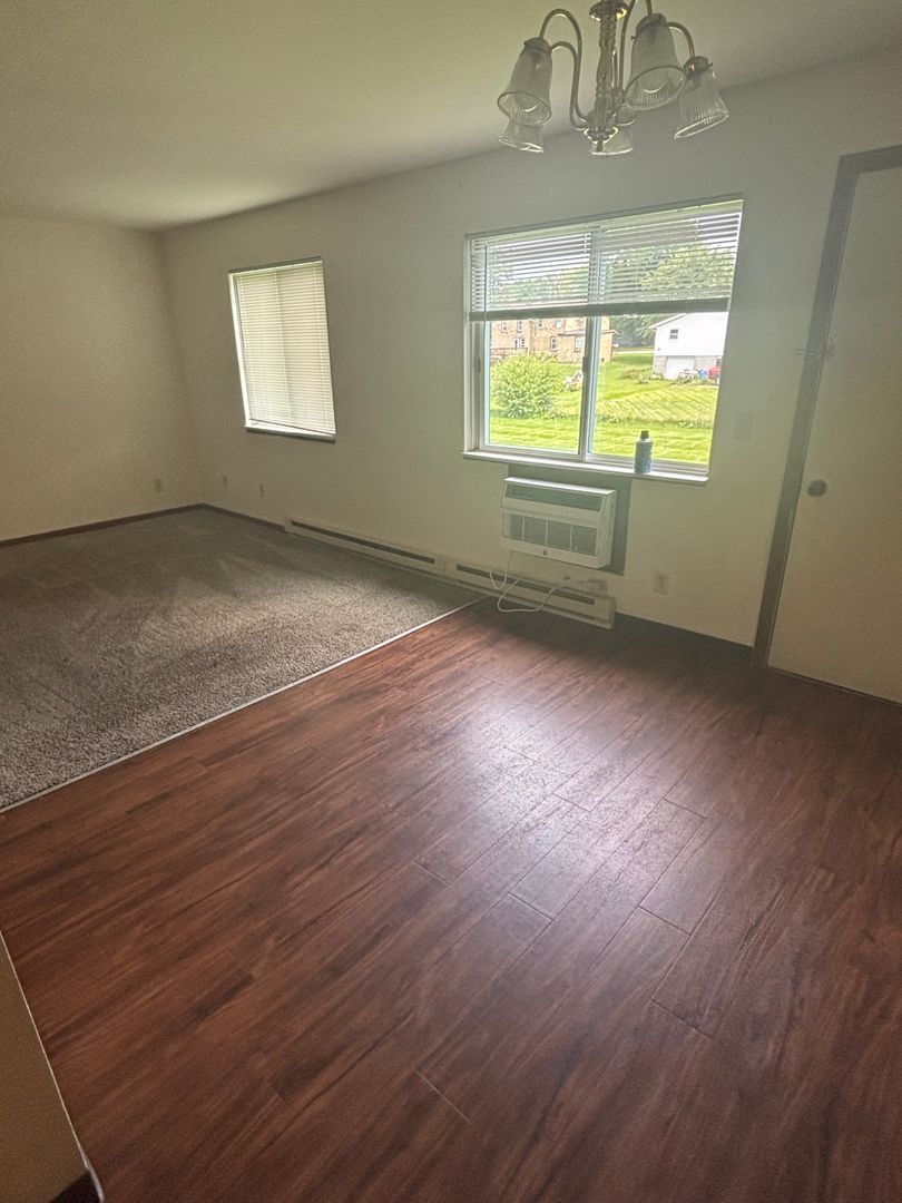 Watertown Apartment: 712 Franklin Street