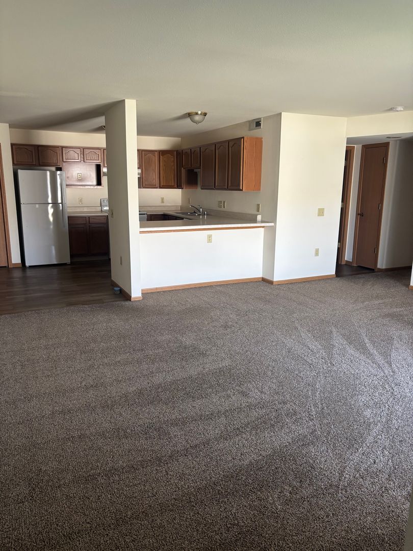 Ixonia Apartment: W1081 Lewis Lane