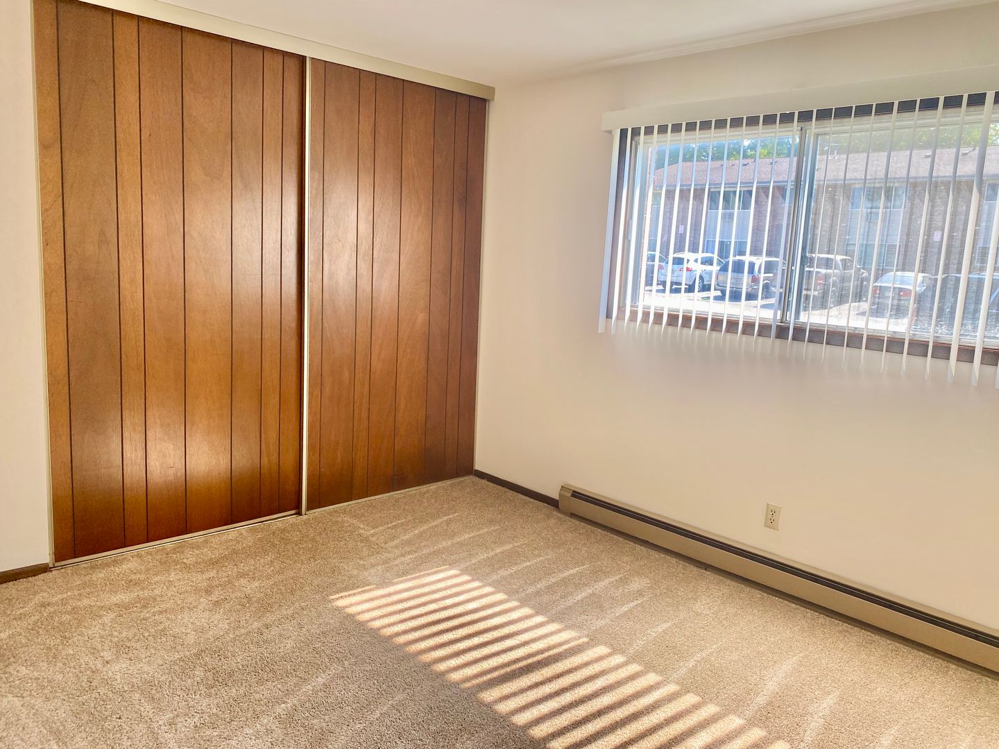 Marshall Apartment: 424 Farnham Street