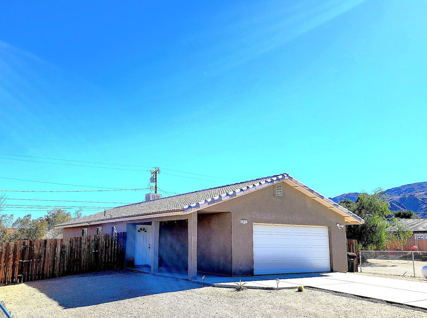 Twentynine Palms House: 6627 Cahuilla Ave.