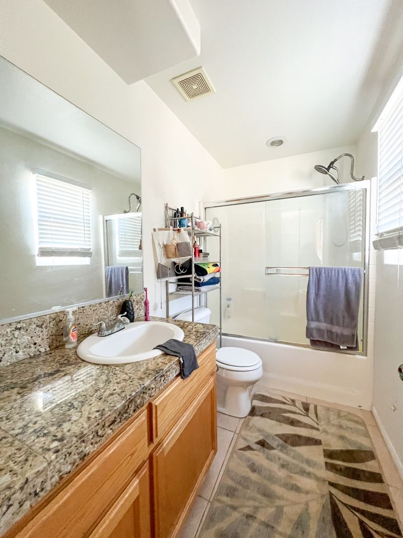 6829 Quail Spring Avenue 7 of 12