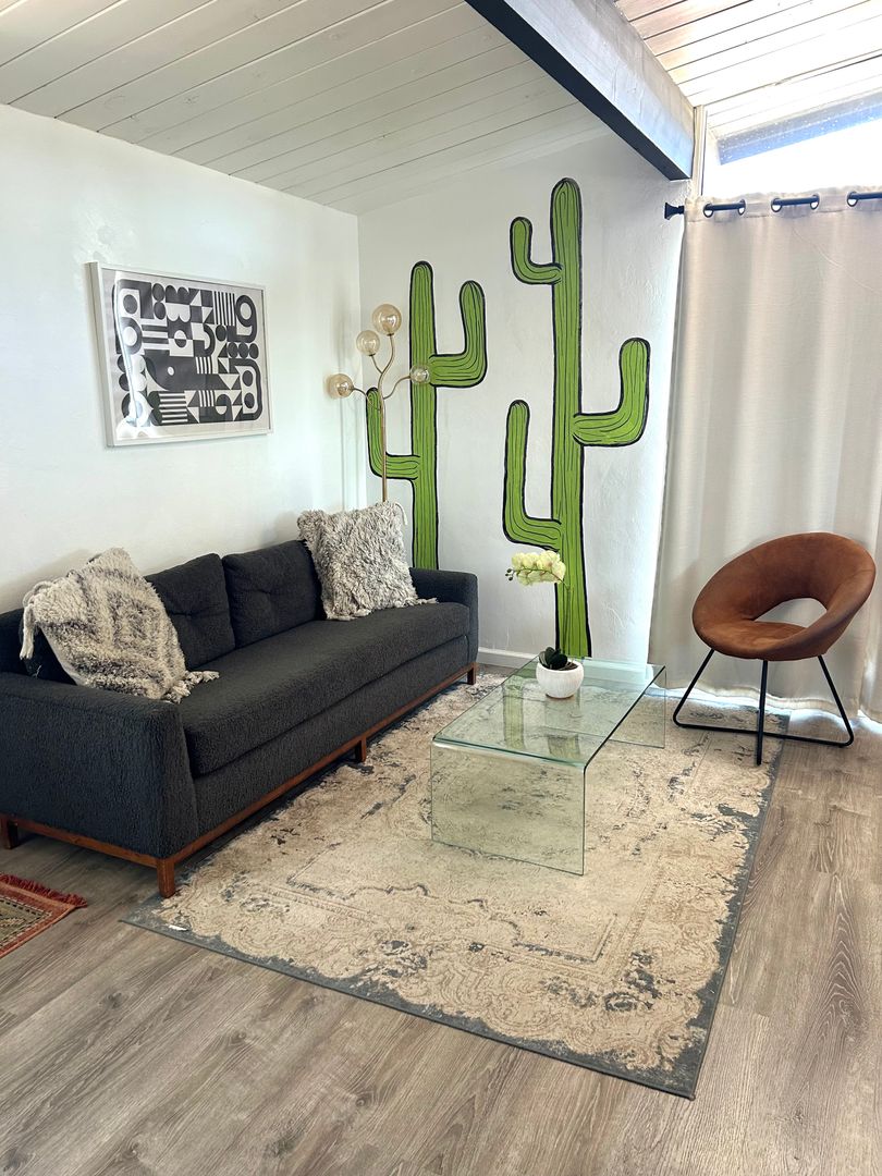 29 Palms House: 5535 Lupine Ave.