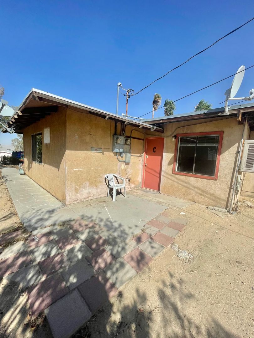 Twentynine Palms Apartment: 73889 Two Mile Rd Apt #C