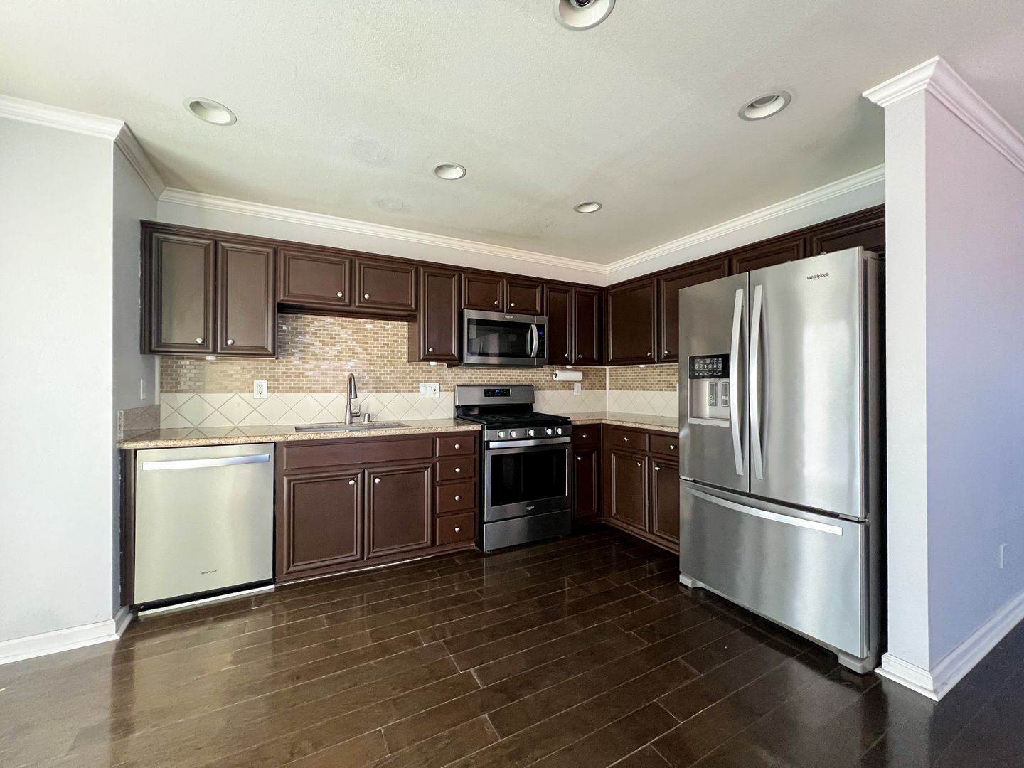 71597 Sun Valley Drive 6 of 8