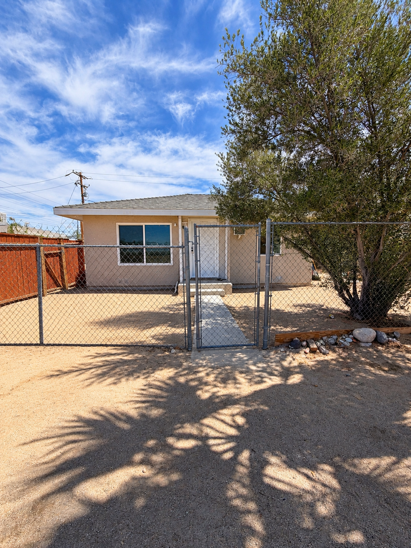 Twentynine Palms Apartment: 6403 East Court (FRONT)