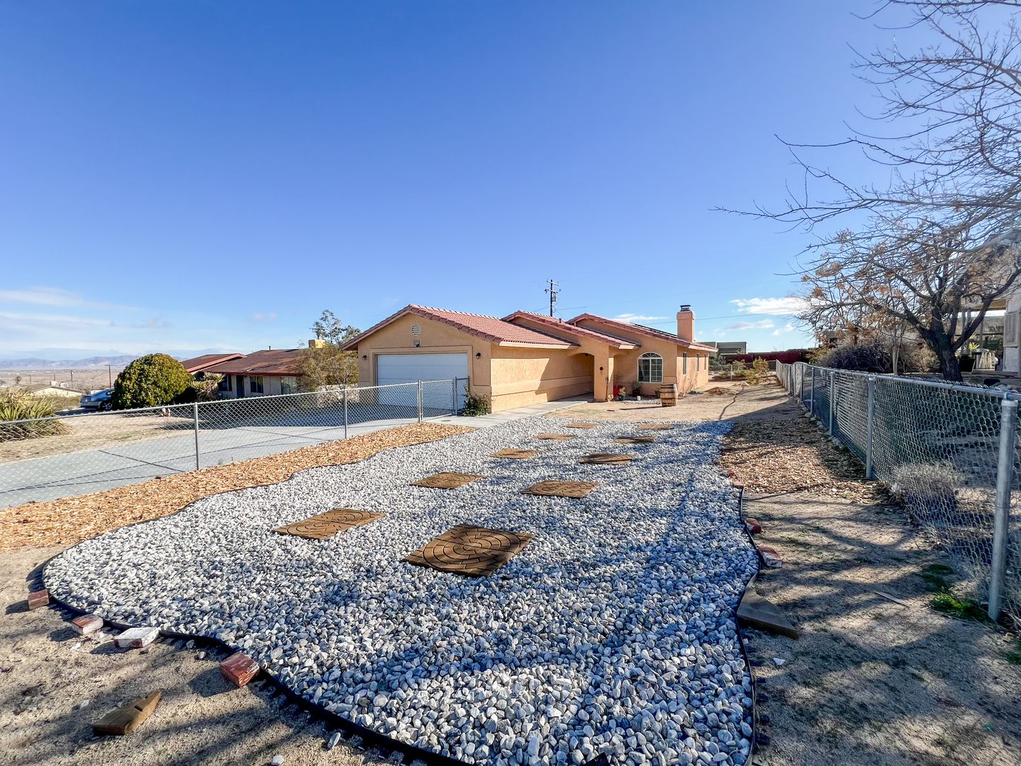 6829 Quail Spring Avenue 2 of 12
