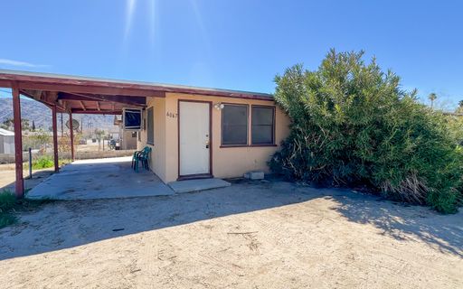 Newly Remodeled 1 Bedroom Unit