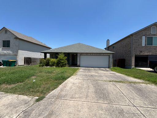 3 Bedroom, 2 Bath Home near Randolph Air Force Base – photo 1