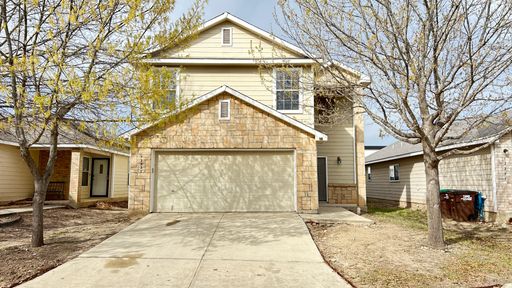 Spacious Two Story home in Silver Oaks – photo 1