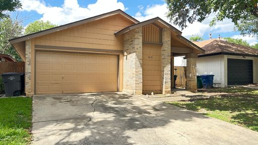 Cozy 3 Bedroom, 2 Bath Home – photo 1