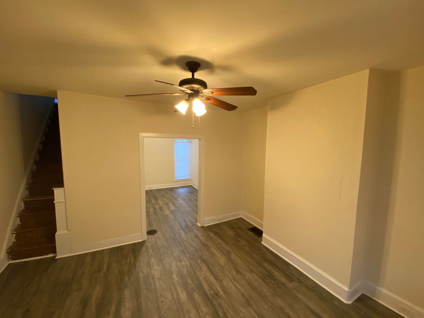 PHILADELPHIA House: 547 S REDFIELD ST