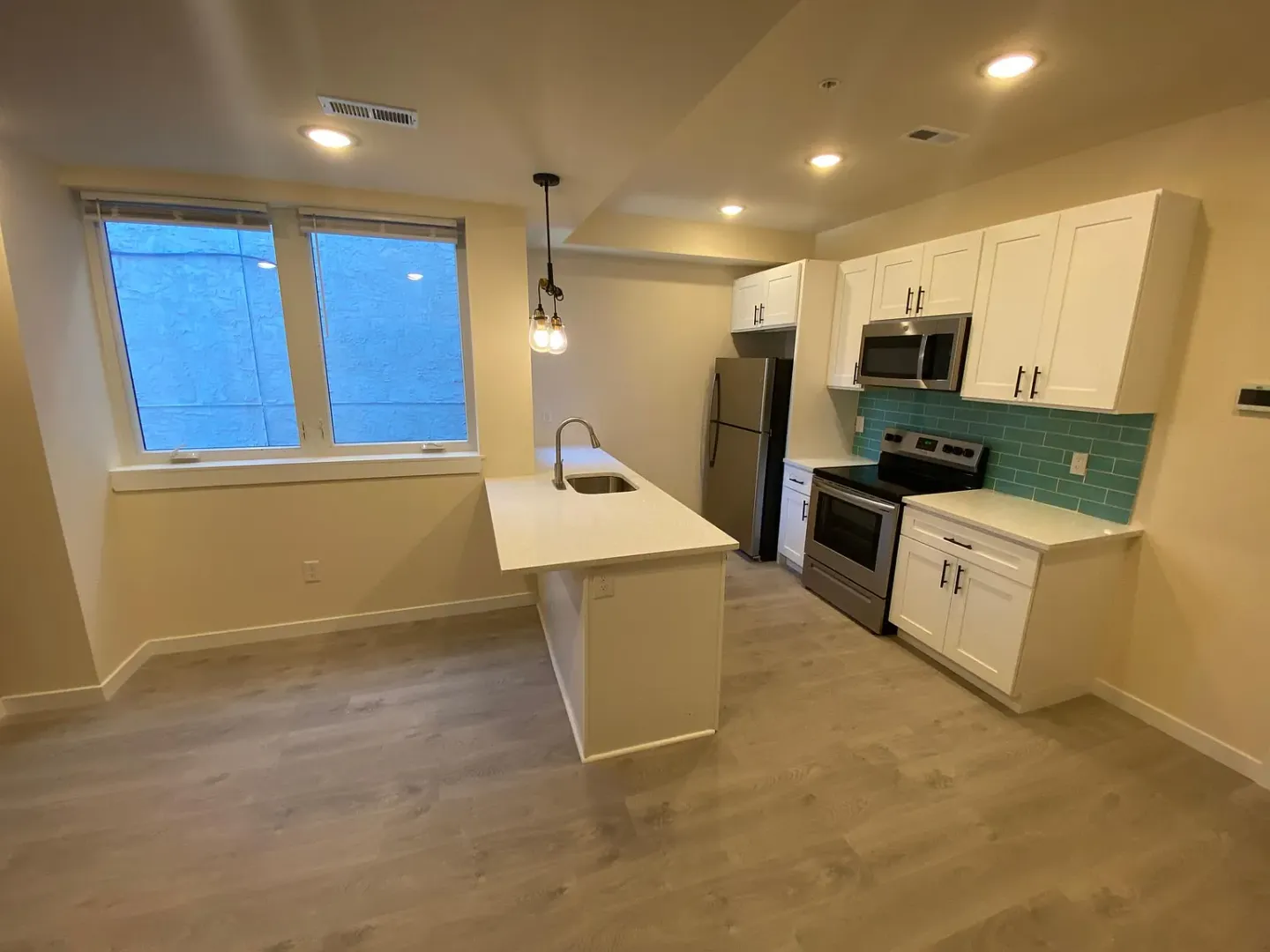 PHILADELPHIA Apartment: 918 N 48TH ST