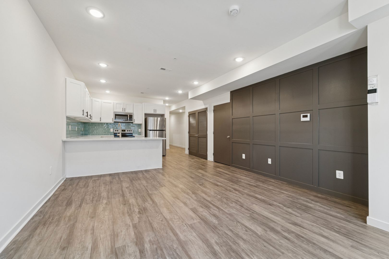 PHILADELPHIA Apartment: 5745 MARKET ST