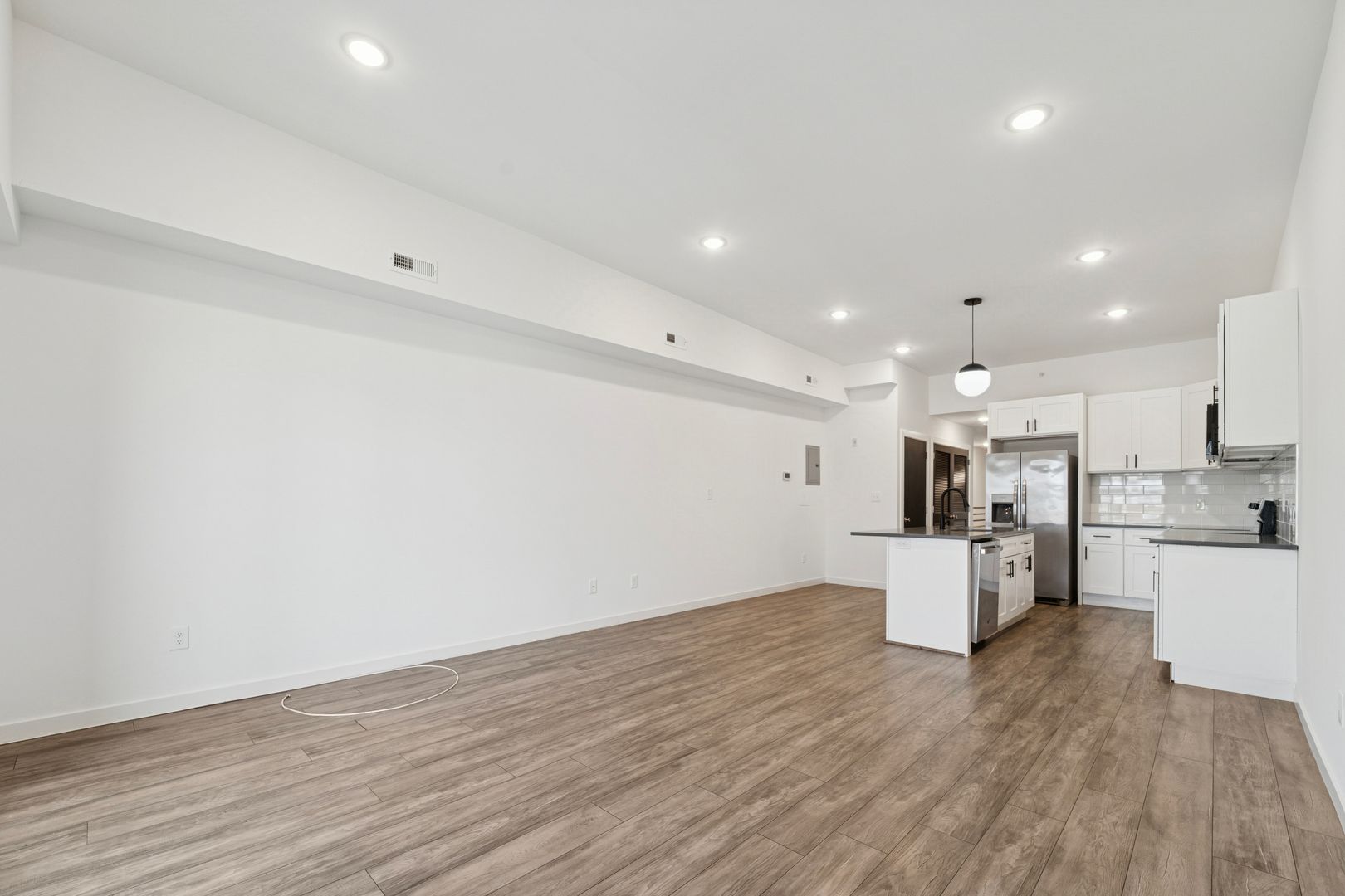 PHILADELPHIA Apartment: 13 N FARSON ST