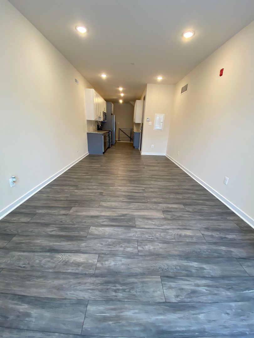 PHILADELPHIA Apartment: 5110 ARCH ST