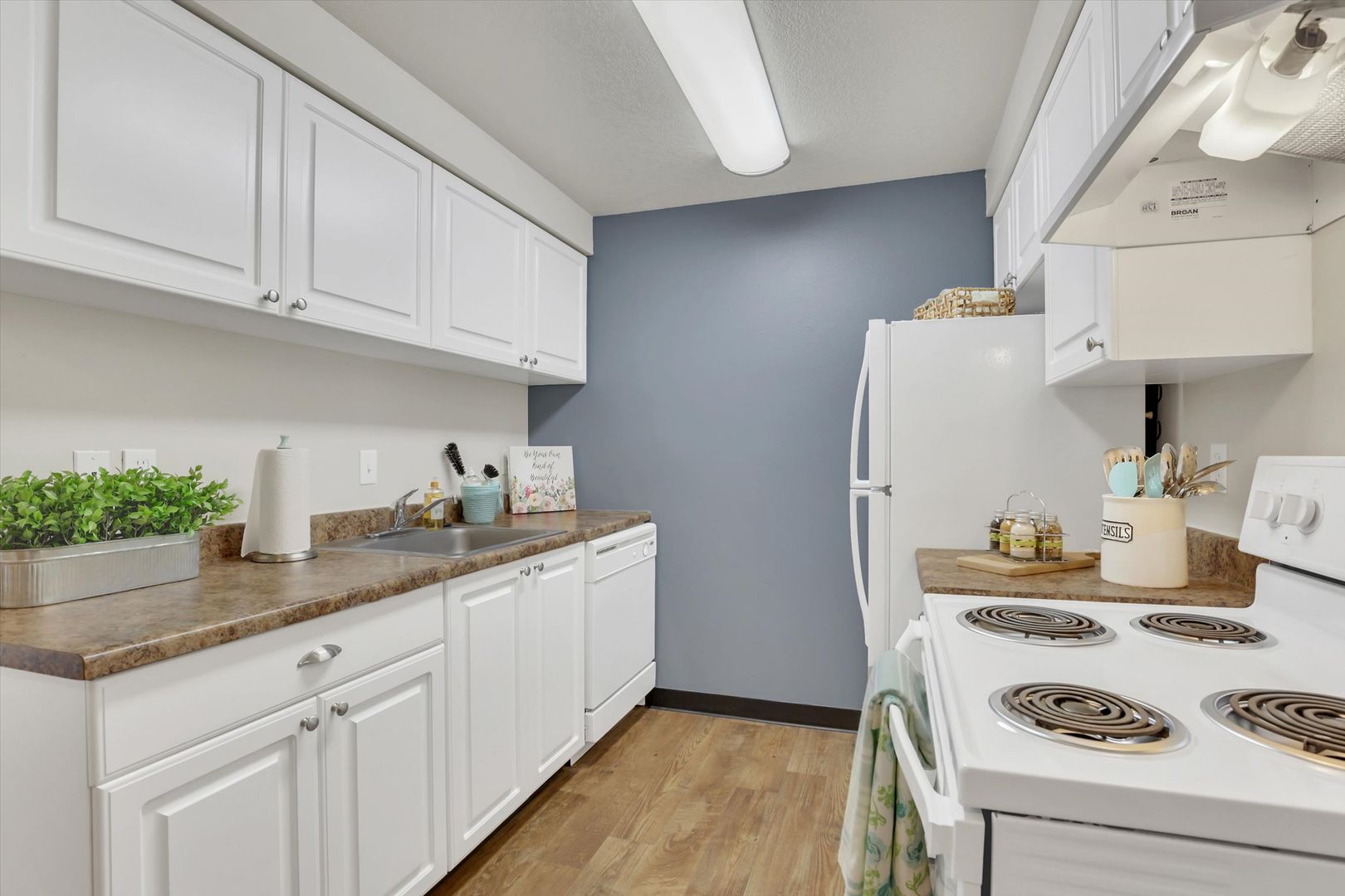 Milwaukie Apartment: 8057 SE Monroe Street